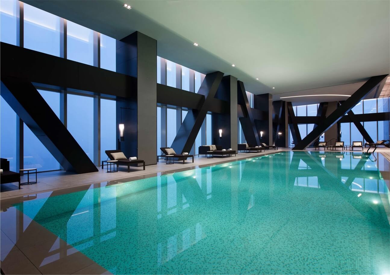 Business Hotel Design-Niccolo-Swimming Pool